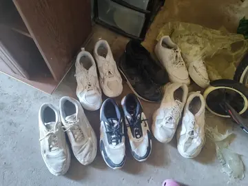 Lot baskets taille 45