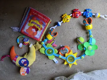 divers jeux bébé