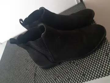 bottine noir taille 35