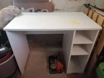 Bureau blanc