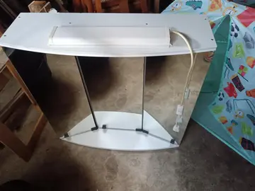 armoire à suspendre salée bain