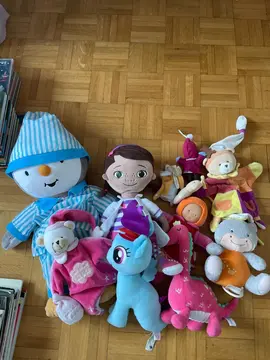 lot de peluches