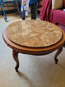 Table merisier et marbre