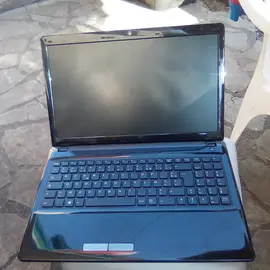 PC portable pour pièces ou autre