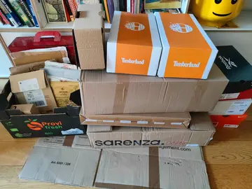 cartons / enveloppes / emballages
