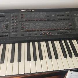clavier électronique multisons avec enceintes intégrées SAINT-JUERY
