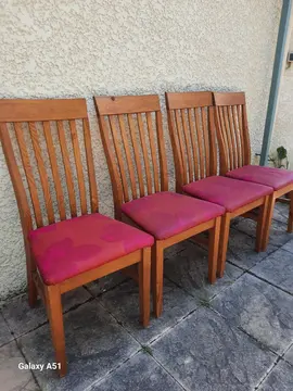 4 chaises