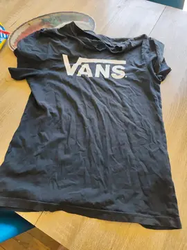 t.shirt L