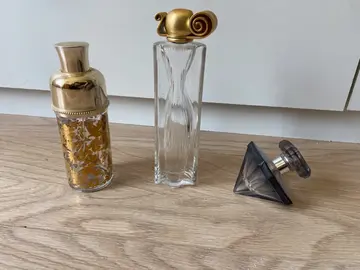 3 flacons de parfum / vaporisateurs VIDES