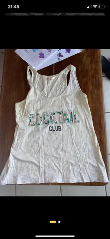 T-shirt et chemise