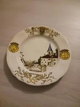 Assiette décorative