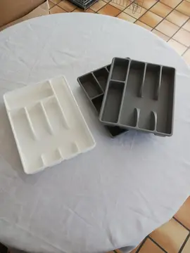 3 rangements à couverts en plastique