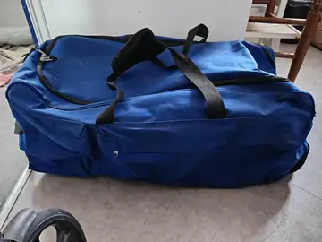 grand sac de voyage sur roues