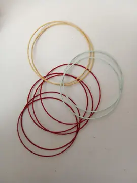bracelets fantaisie rouge turquoise jaune