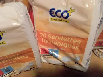 3 paquets de serviettes hygiéniques