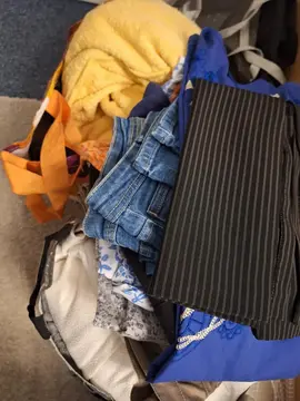 URGENT Vêtements 46-48 femme