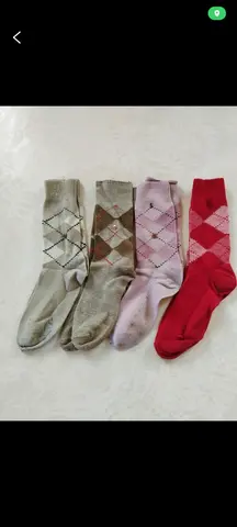 4 chaussettes Burlington 37 38 environ