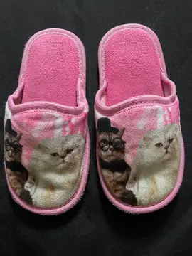 Pointure 31 - Chaussons roses motifs chats