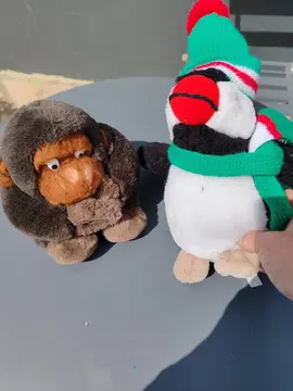 deux peluches