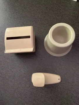 porte manteau et divers pour WC