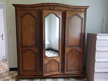Armoire