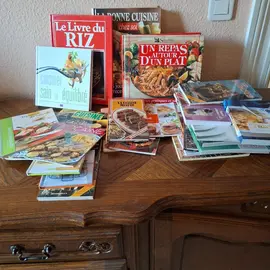 Donne livres de cuisine +++