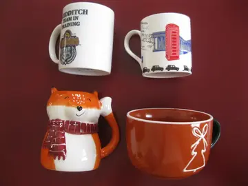 mugs divers