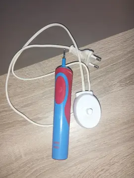 Brosse à dents électrique enfant