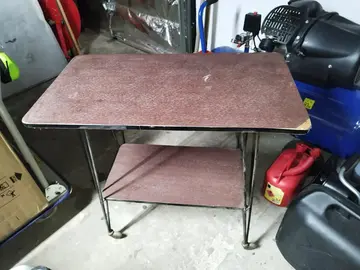 Table à roulettes