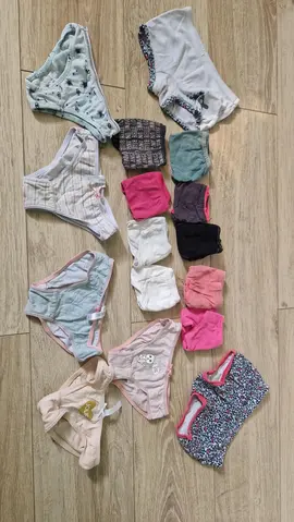 lot de culotte enfant 2/3 ans