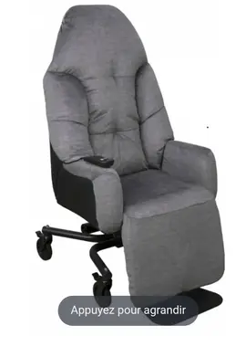 donne fauteuil medical electrique servie une fois état neuf