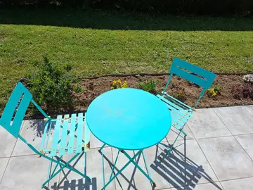 table ronde de jardin en acier