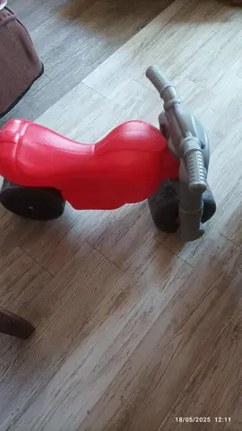 petite moto en plastic