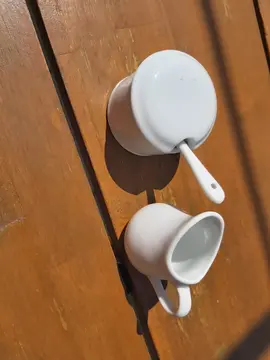 pot à moutarde et pot à crème