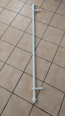 Tringle à rideau en bois