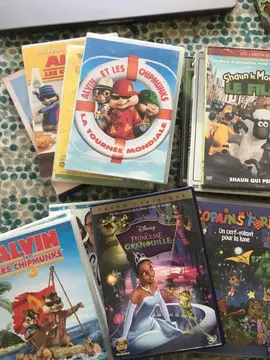 Lot de 30 DVD enfant (animation, Disney, Dora, éducatif...)