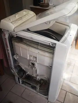 LAVE LINGE BRANDT-OUVERTURE TOP-POUR PIECES OU REPARATION