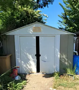 cabanon en métal
