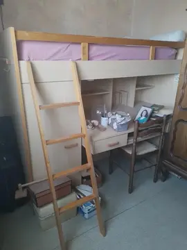 lit mezzanine et bureau