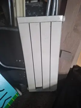 radiateur environ 25cn large
