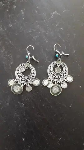 boucles d'oreilles