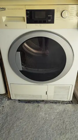 SECHE LINGE à CONDENSATION