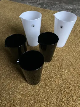 verres avec bec verseur IKEA
