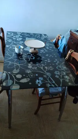 Table en verre