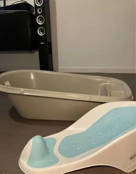 Baignoire et transat bébé