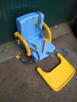 support pour installer bébé sur chaise