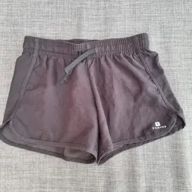 Short 8 ans