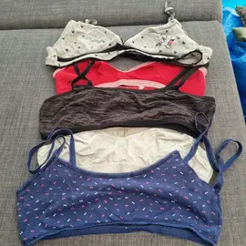 Brassières 8/10 ans