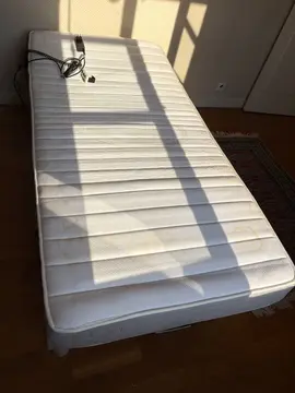 Lit médicalisé