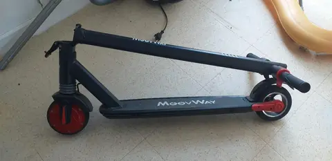 Trottinette électrique batterie faible pour connaisseurs ou pour pièces